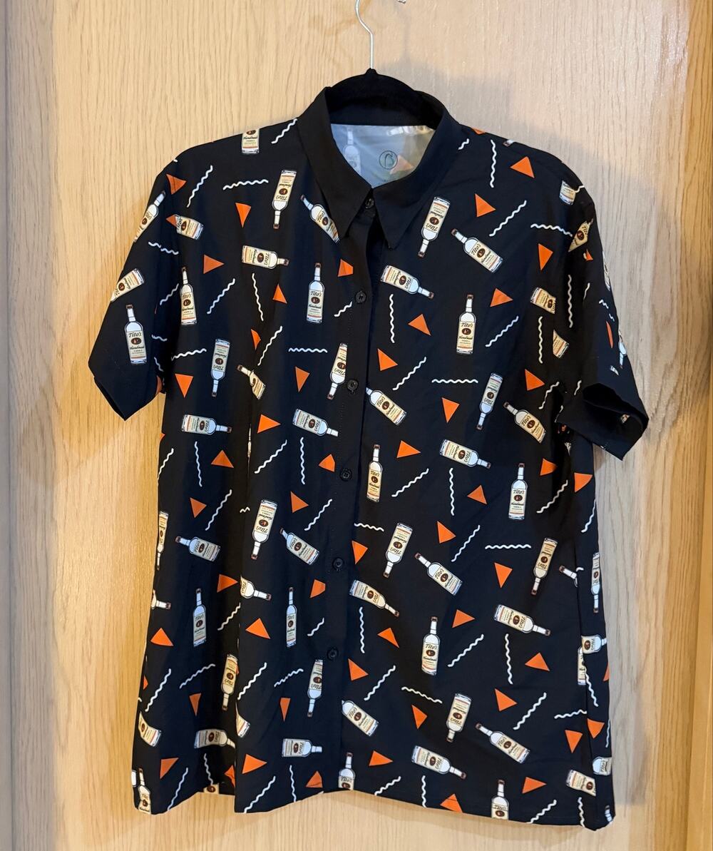 Tito’s Handmade Vodka Button Up Shirt Size L Black Orange All Over Print